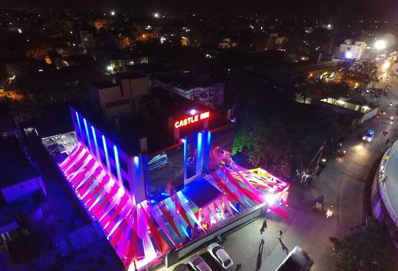 בית מלון כפרי Castle Inn