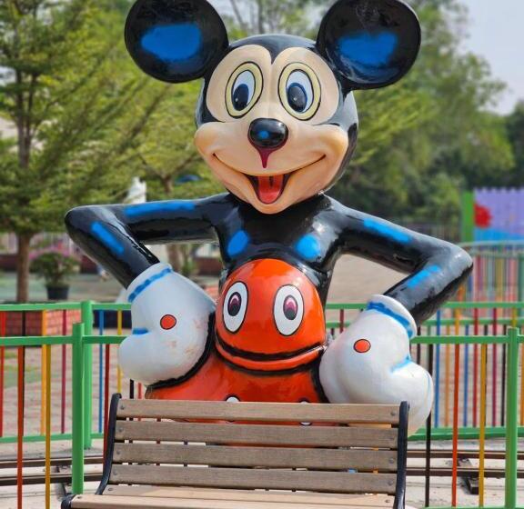 Uva Meridian Bay Resort & Spa