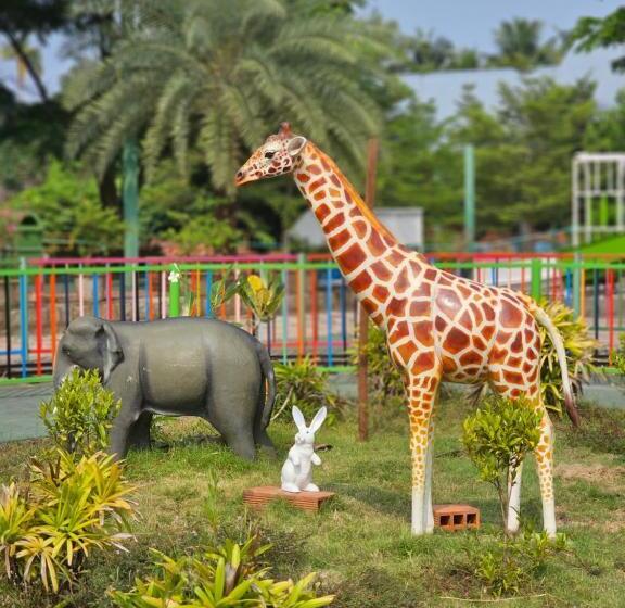 Uva Meridian Bay Resort & Spa