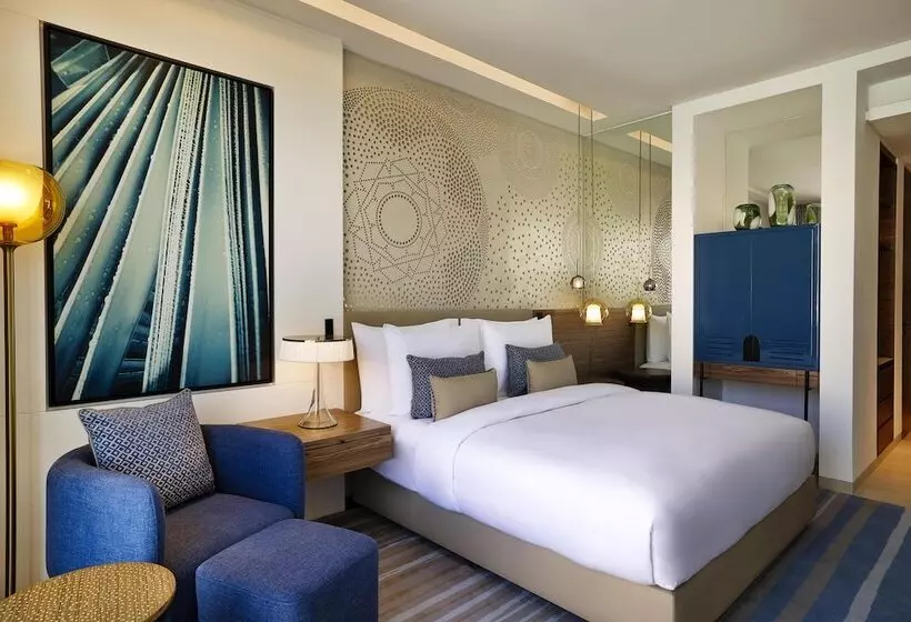 Tumbi West Palm Beach Hotel Dubai,tapestry Collection Hilton