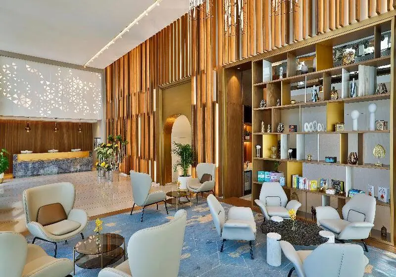 Tumbi West Palm Beach Hotel Dubai,tapestry Collection Hilton