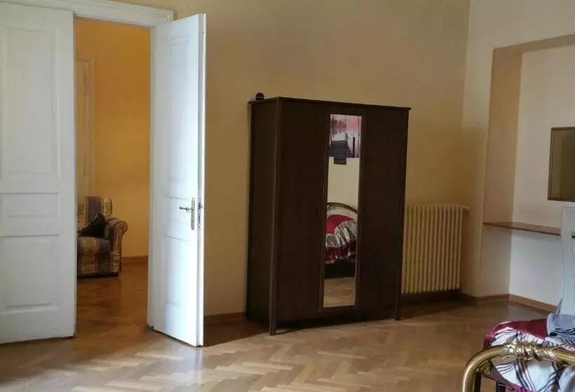 تختخواب و صبحانه Affittacamere Guerrero Jr Tra Storia E Cultura