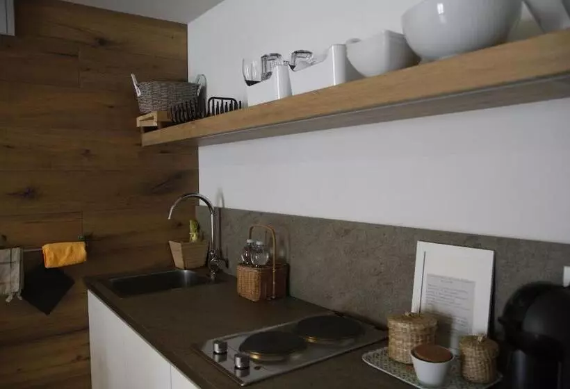 Aamiaismajoitus (B&B) 32 Bnb Camerecaffè