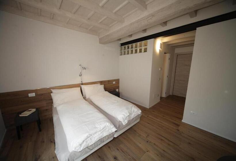 تختخواب و صبحانه 32 Bnb Camerecaffè