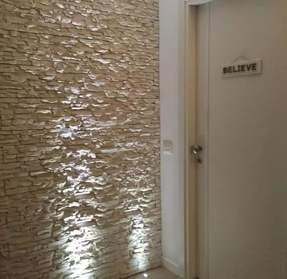 ベッドアンドブレックファースト Flyingaway