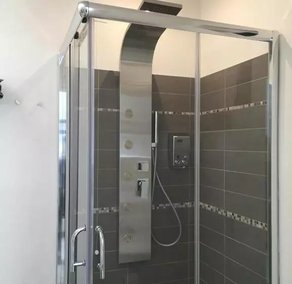 ベッドアンドブレックファースト Flyingaway