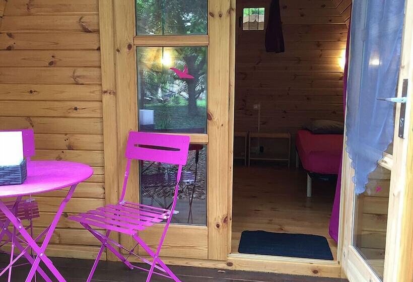 Bed and Breakfast La Rossignolerie   Pod Cabanes Des Châteaux