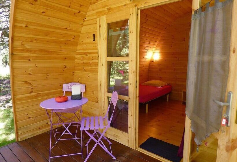 Bed and Breakfast La Rossignolerie   Pod Cabanes Des Châteaux