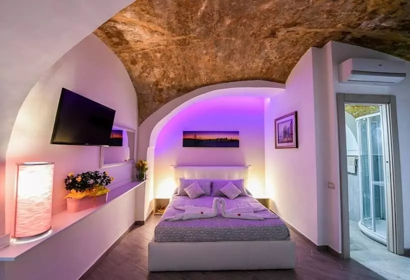 تختخواب و صبحانه Petros Room Camere