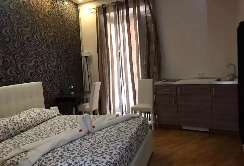 تختخواب و صبحانه Petros Room Camere