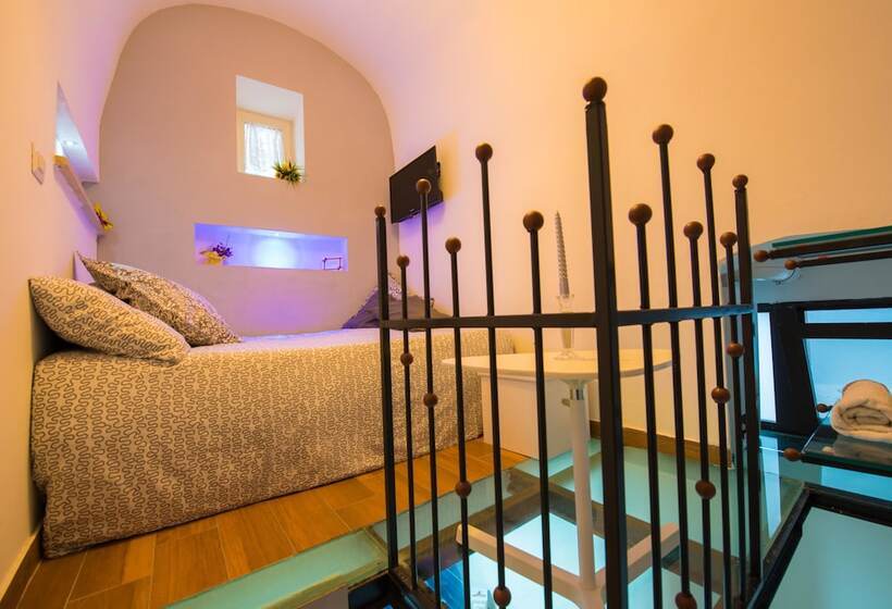 تختخواب و صبحانه Petros Room Camere