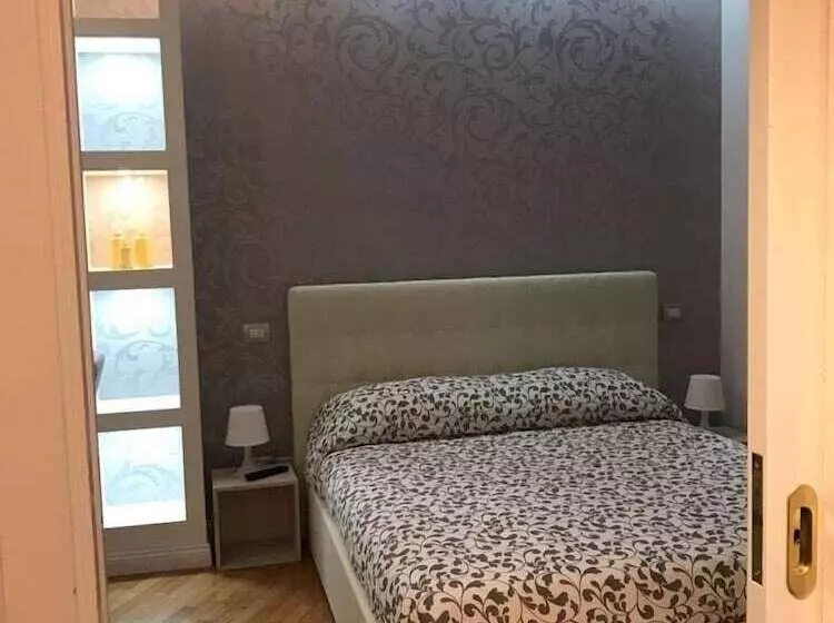 تختخواب و صبحانه Petros Room Camere