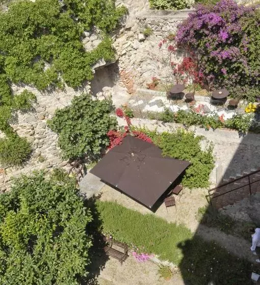 Aamiaismajoitus (B&B) Villa Salvarezza