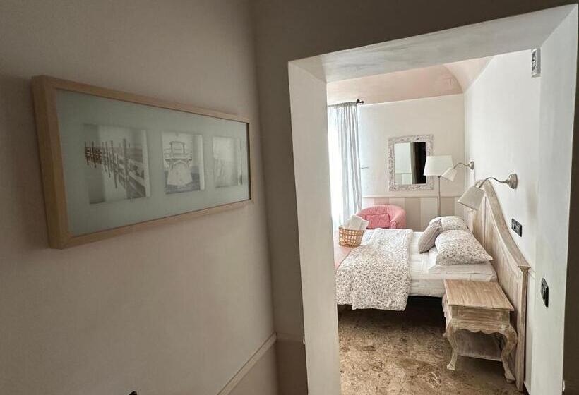 مبيت وإفطار Villa Salvarezza