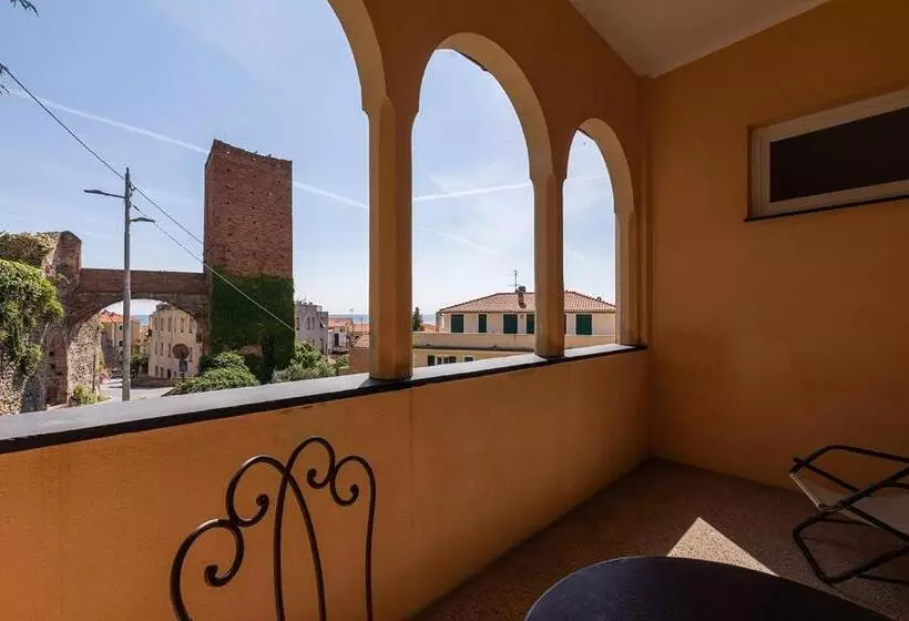 Aamiaismajoitus (B&B) Villa Salvarezza