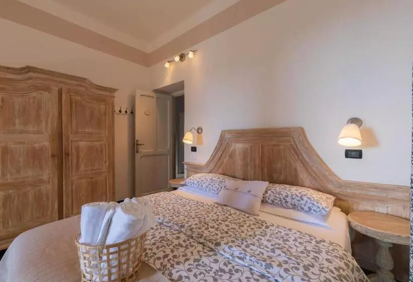 Aamiaismajoitus (B&B) Villa Salvarezza