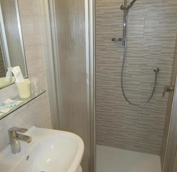 Отель Albergo Lucia