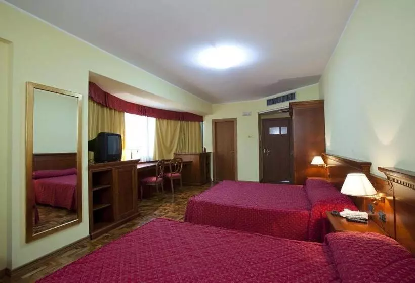 Hotelli Albergo Ristorante Uliveto