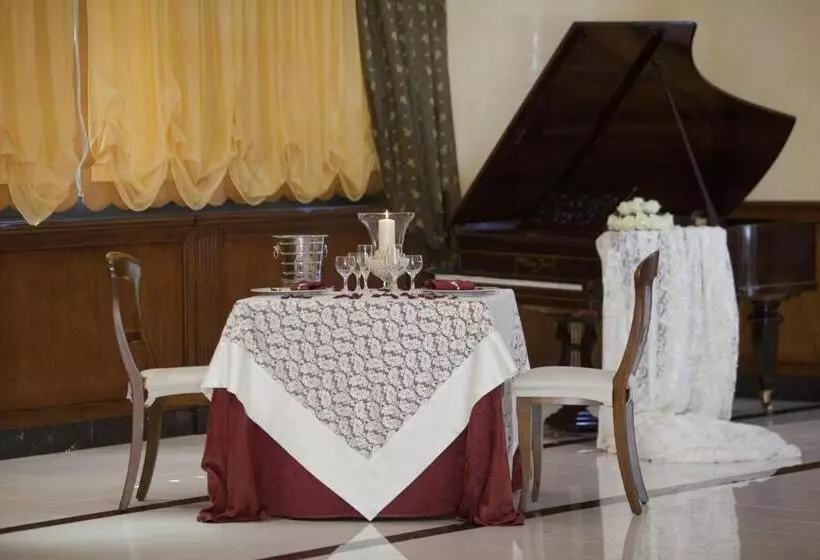 Hotelli Albergo Ristorante Uliveto