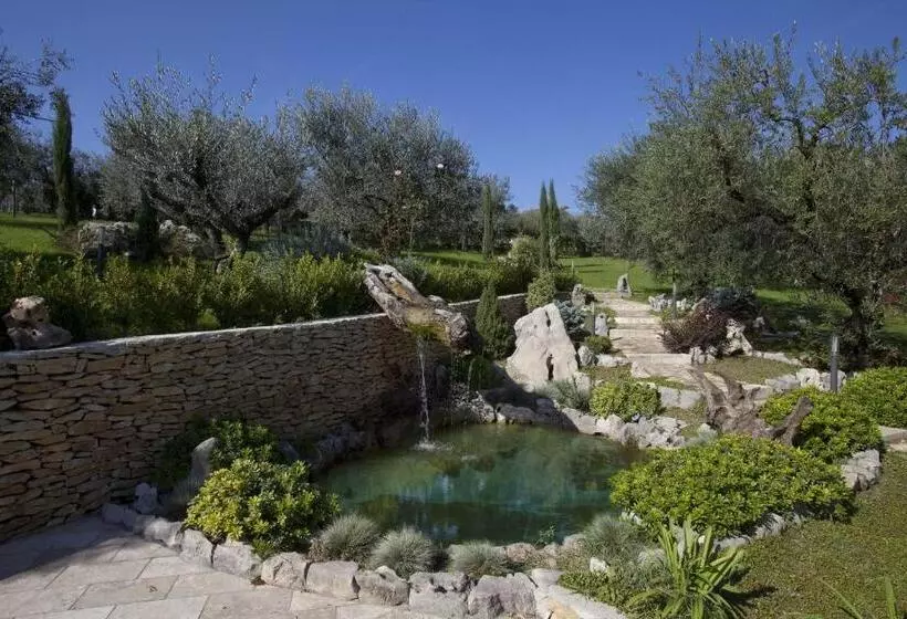 Hotelli Albergo Ristorante Uliveto