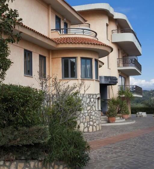 בית מלון כפרי Albergo Ristorante Uliveto