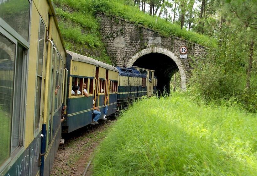 ホテル Chandermukhi Resorts