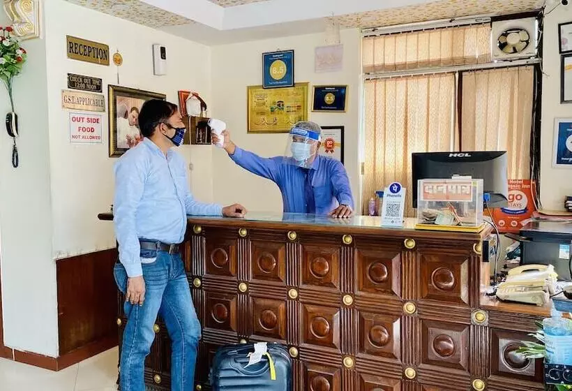 هتل Classic Inn Near Railway Station Jaipur