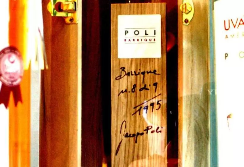 Hotelli Locanda Grego