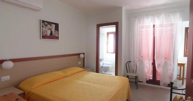 Отель Santa Rosalia