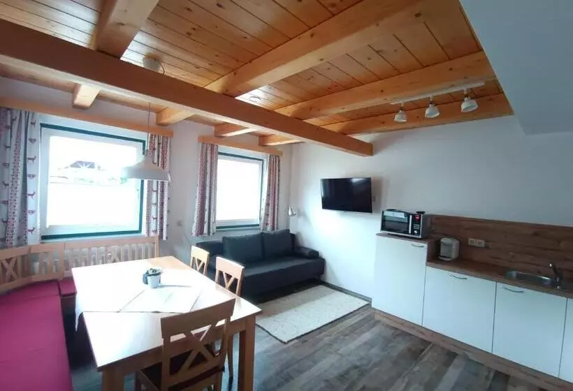 تختخواب و صبحانه Haus Ofner Am Kreischberg