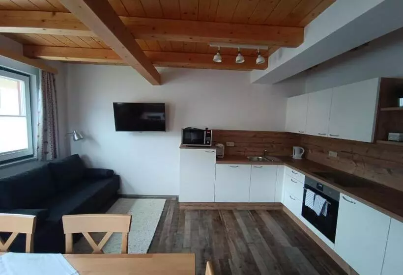تختخواب و صبحانه Haus Ofner Am Kreischberg