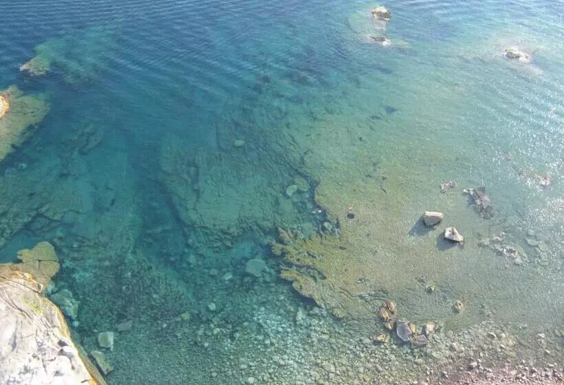 Aamiaismajoitus (B&B) Il Castello Di Modolo