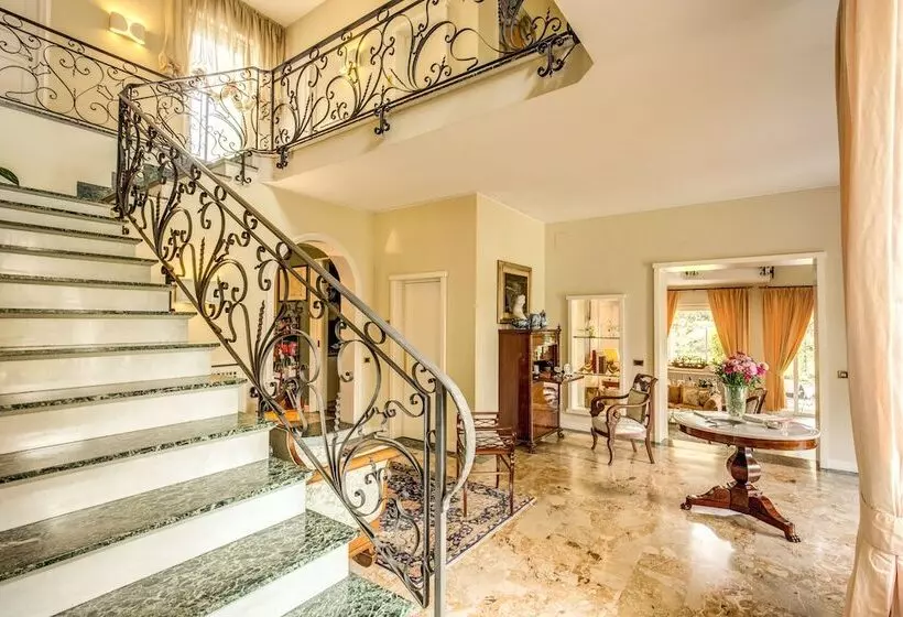 Aamiaismajoitus (B&B) La Gaura Guest House