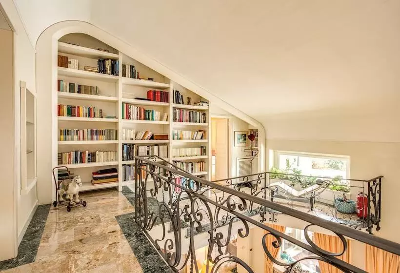 Aamiaismajoitus (B&B) La Gaura Guest House