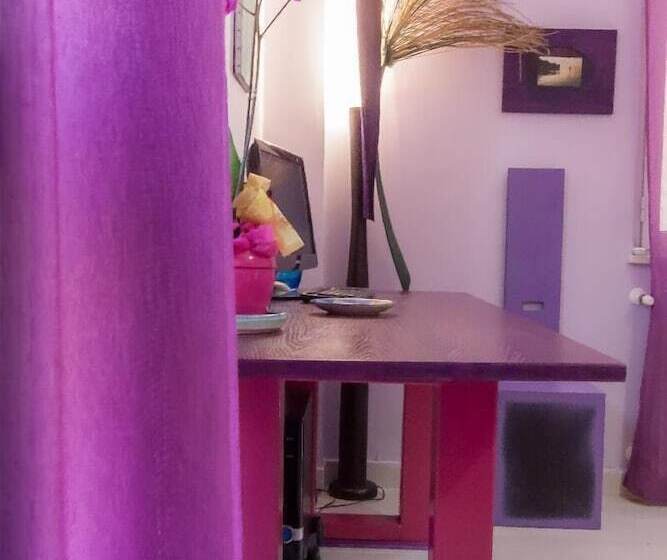 تختخواب و صبحانه Limoni Sul Mare