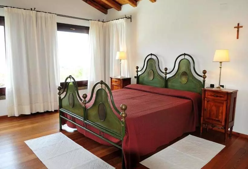 تختخواب و صبحانه Villa Geron