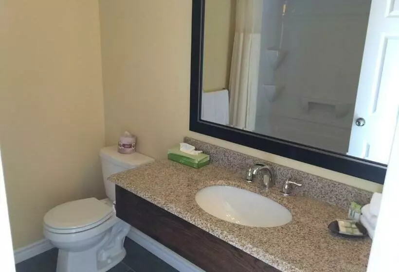 Escarpment Heights Motel