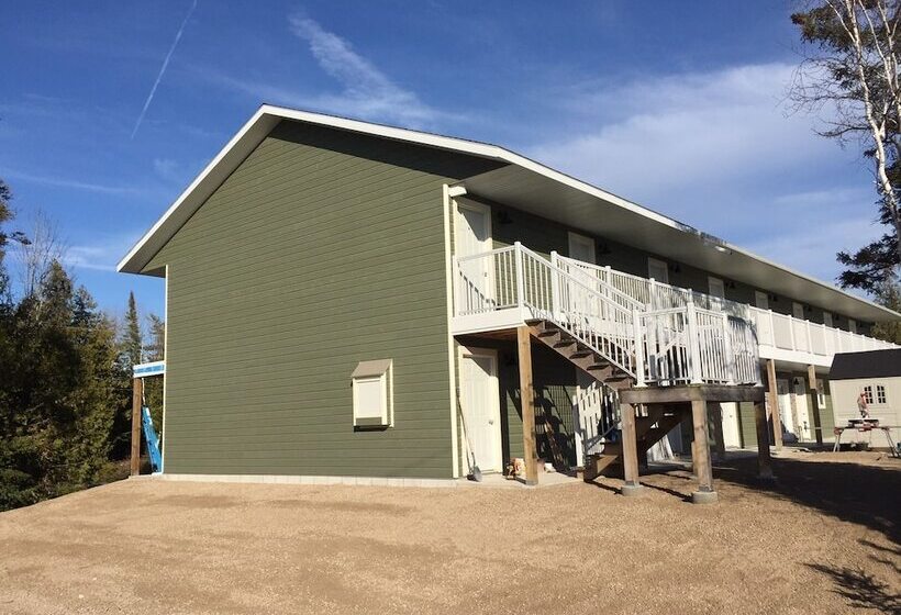 Escarpment Heights Motel