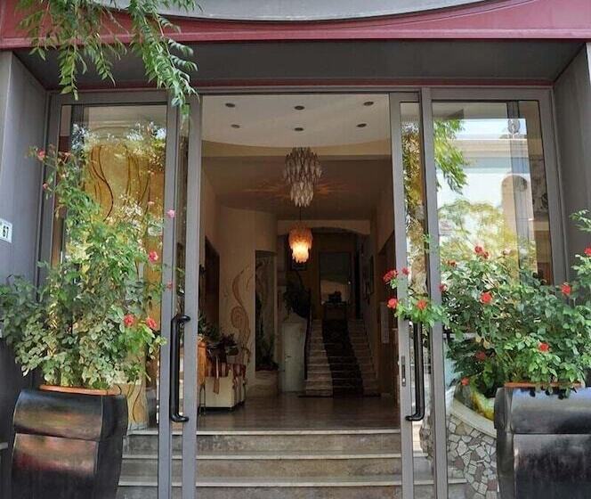 בית מלון כפרי Splendid