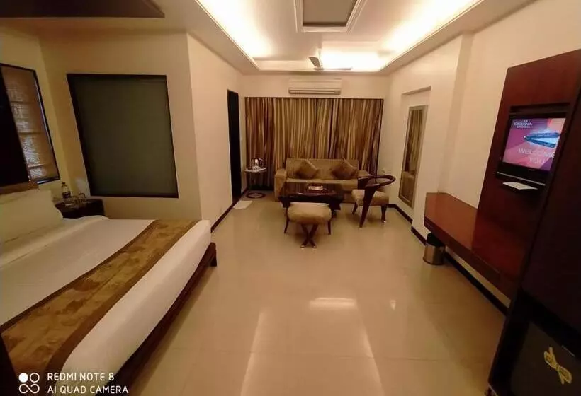 Kyriad Hotel Indore By Othpl