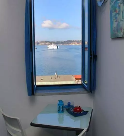 ベッドアンドブレックファースト Darsena