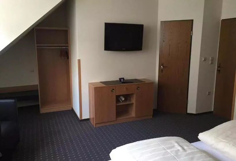 Hotelli Moselterrasse