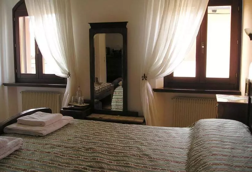 Aurora B&b