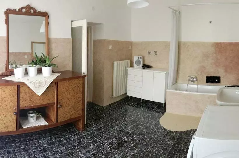 Aurora B&b