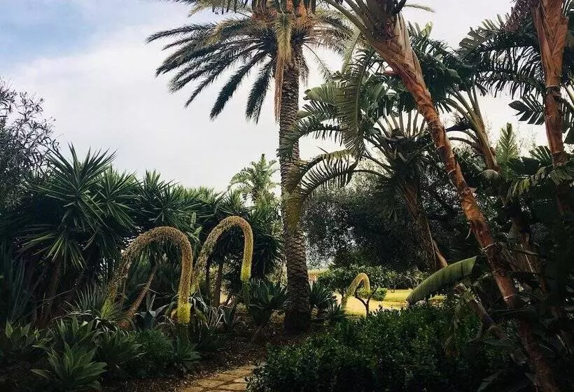 ベッドアンドブレックファースト Baglio Buccellato