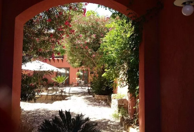 ベッドアンドブレックファースト Baglio Buccellato