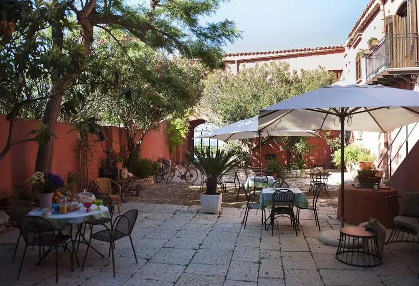 ベッドアンドブレックファースト Baglio Buccellato