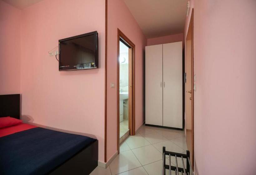 مبيت وإفطار Sun And Beach