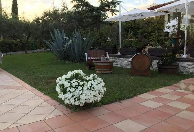 تختخواب و صبحانه Villa Maddalena