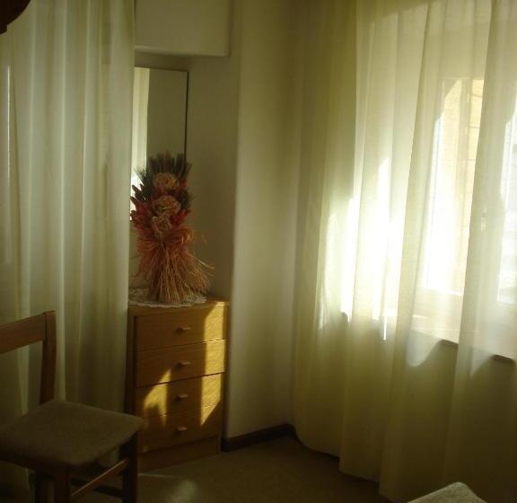 בית מלון כפרי Albergo Larese